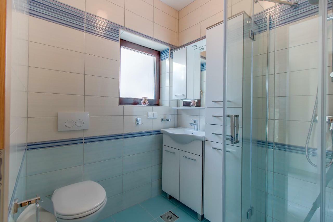 Apartment Simona Mali Losinj Exterior photo